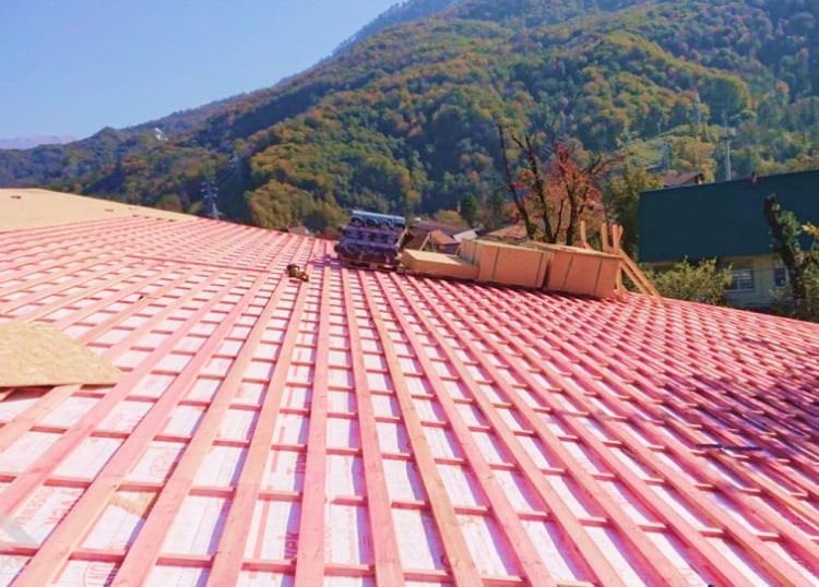 Устройство кровли